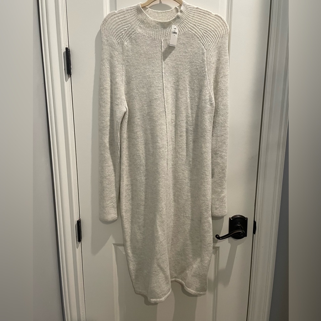 Banana Republic Funnel Neck Heather Grey Long Sleeve Midi Dress